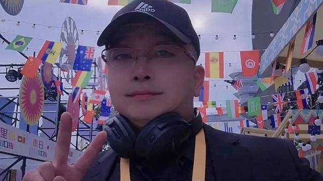 万国旗和千种语把进博会映照得格外耀眼，第八届进博会11月5—10日举办，今天开幕式。