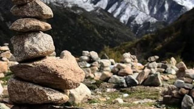 感谢各位同胞的欢迎与提醒注意事项，我已看到雪山啦️目前没有高反现象，大家不用担心哈