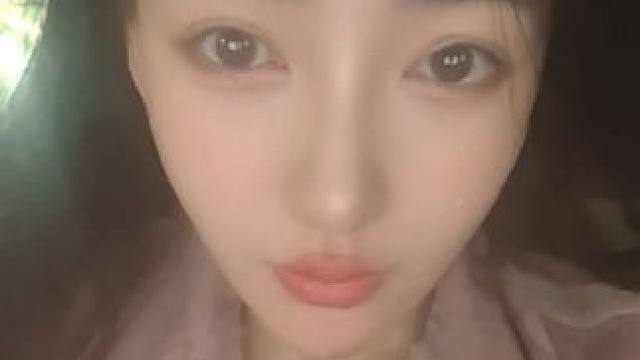 我们玩的不是同一个游戏嘛？