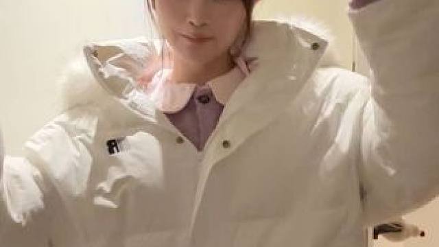 今天是粉色眉毛哎嘿嘿