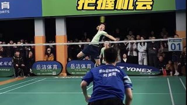 谁会不厌其烦的安慰那无知的少年