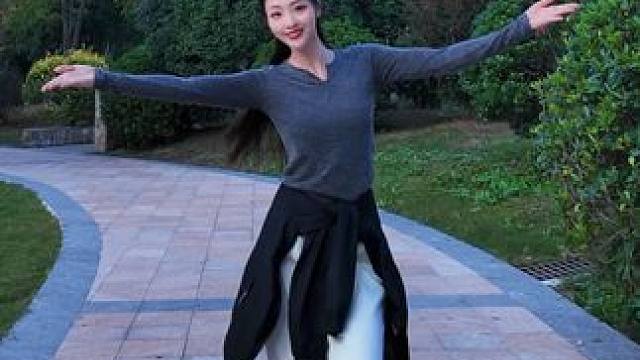 桃李春风一杯酒，江湖夜雨十年灯 #