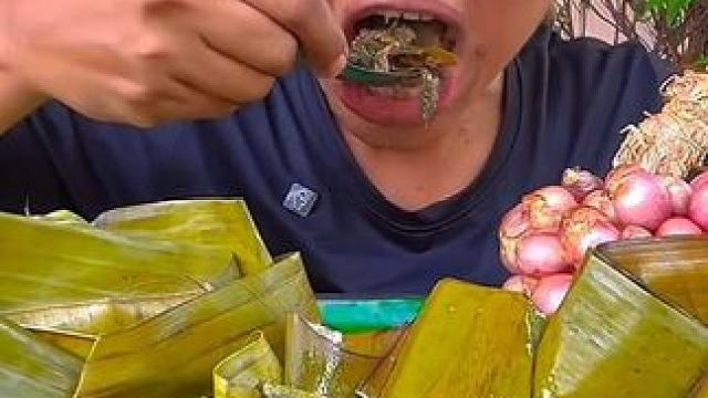 芭蕉叶辣焖️酸猪肉