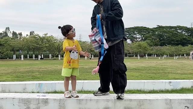 当你有个强壮的父亲时...