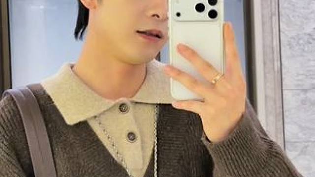 没想到POLO领毛衣，也能这么时髦