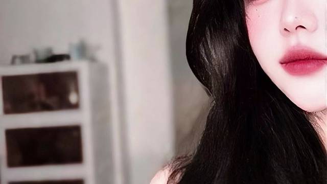 “夏天会周而复始，该相逢的人会再相逢"