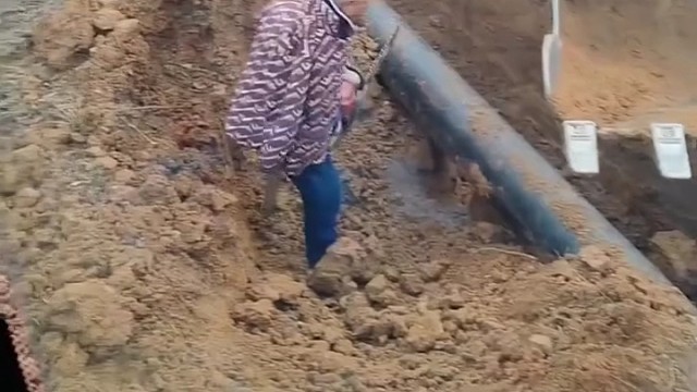 缺一条腿的原因，一下子就清楚了[笑哭]