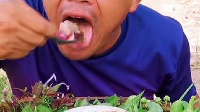 牛瘪酱汁鲜牛杂拼盘