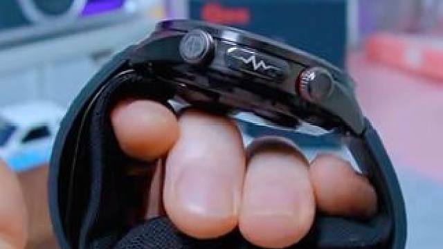 当手表有了守护的陪伴，才能更加安心