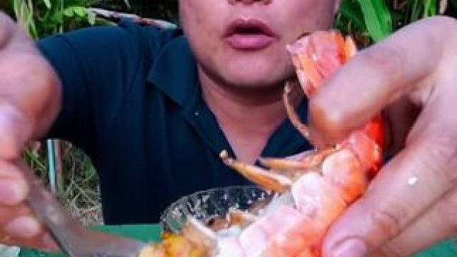 炭烤满黄超大罗氏虾