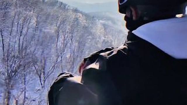 封车开板 脸红相遇 眼红散场