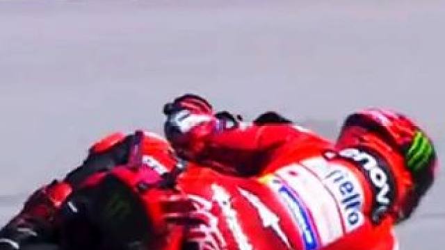 我的目标就是在这个弯道绝对压制你