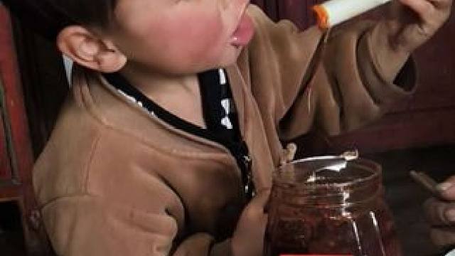 双双喜欢吃大葱。