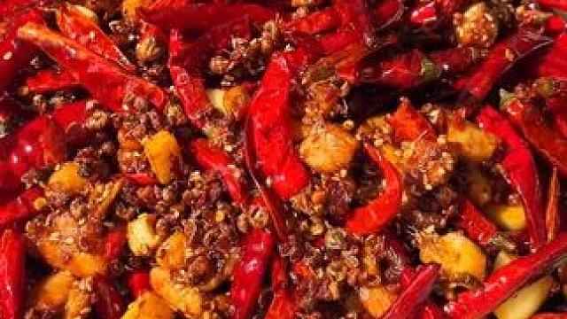 今天教你用向料搞一个正宗地道的辣子鸡