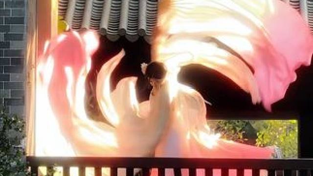 从来见过太少风景，总是太轻易动了情