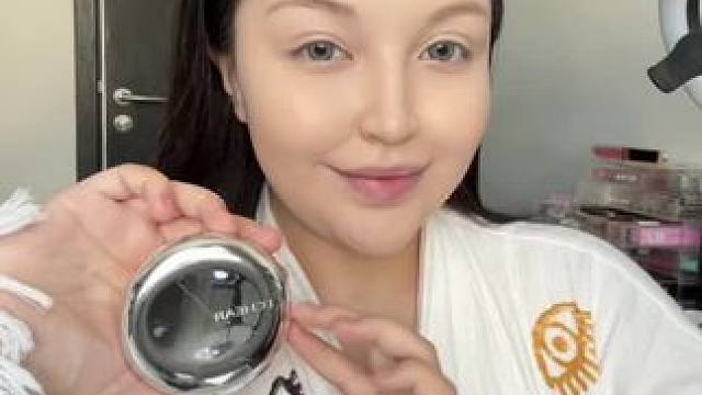 想要磨皮持妆的妆效就安排