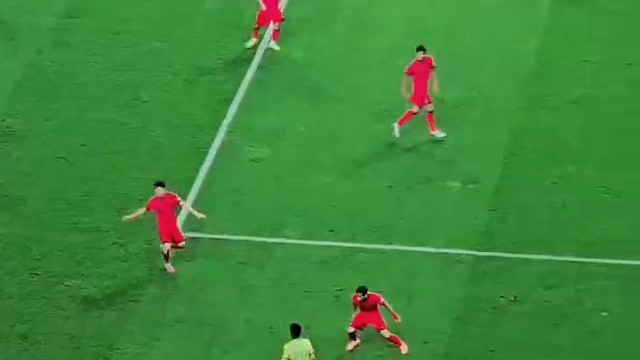 桑巴足球的真谛——球员间的默契配合，每一帧都美得让人窒息