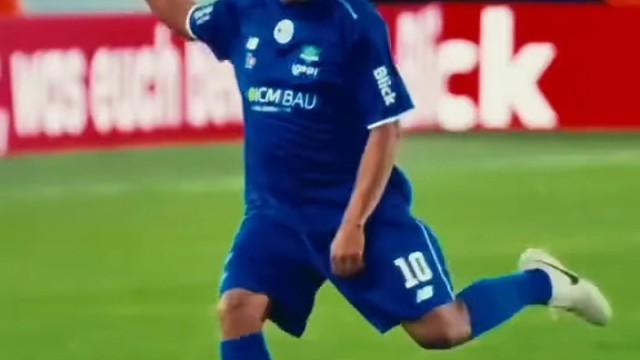 你们就能碰到球吗？真以为我老了