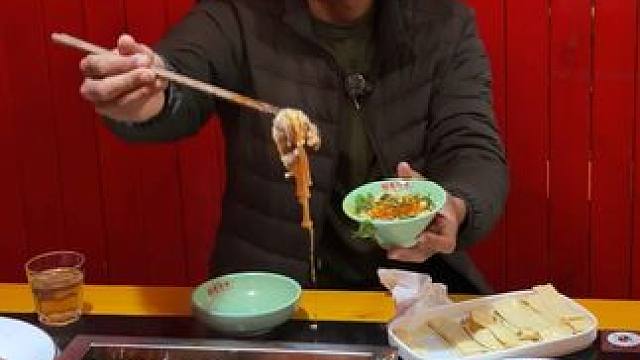 终于骑完300公里丙察察，来到察隅县吃火锅补补，聊聊骑行计划