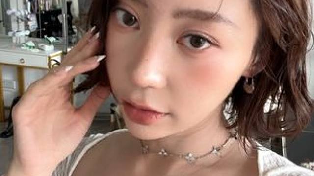 上美妆学校一个月强度跟回了高中似的