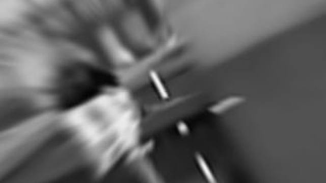 想进点，问问我手里的投掷物同意不