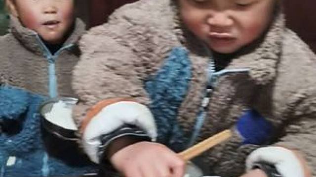 小双挺爱卫生的。