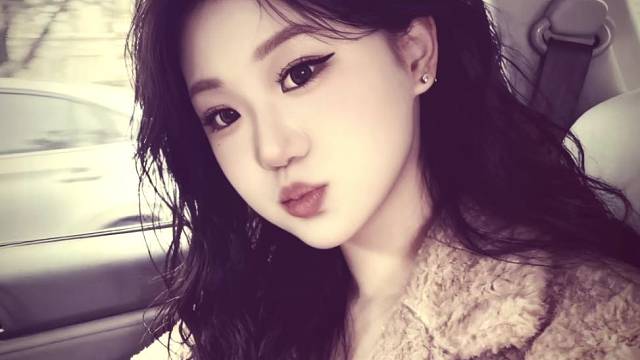 不善言辞的人 常常只希望有个拥抱