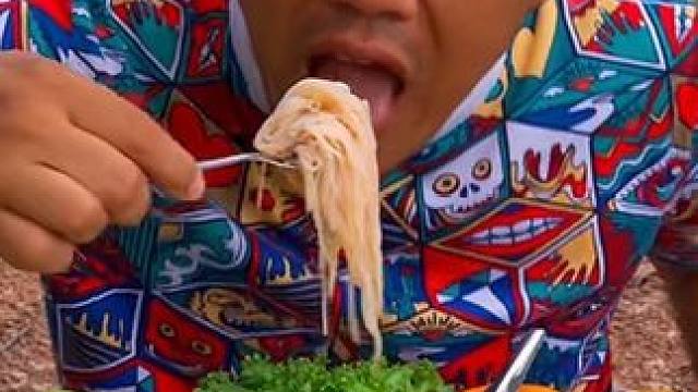 鳝鱼浇汁拌米粉