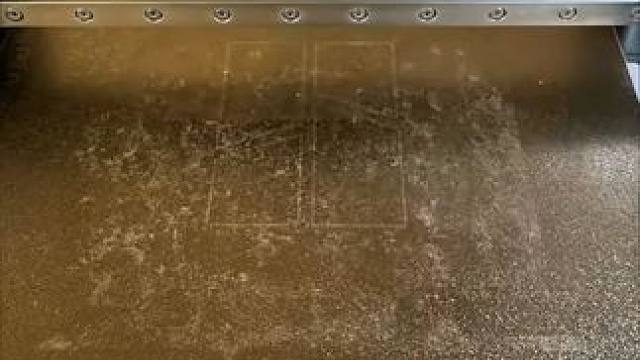 带拉链的 3D 打印心形盒。