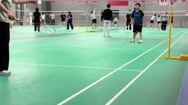 羽毛球开启的一天
