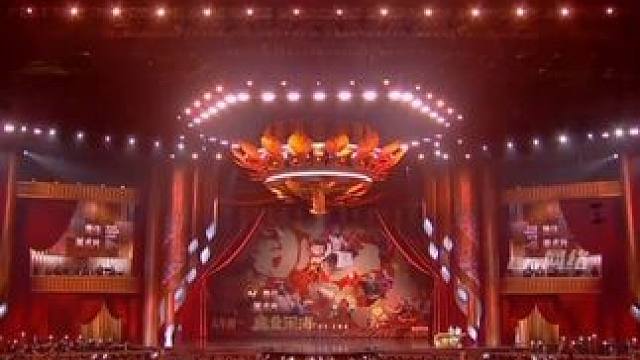 金鸡奖只给了哪吒一个奖，哪吒团队没一个去领奖