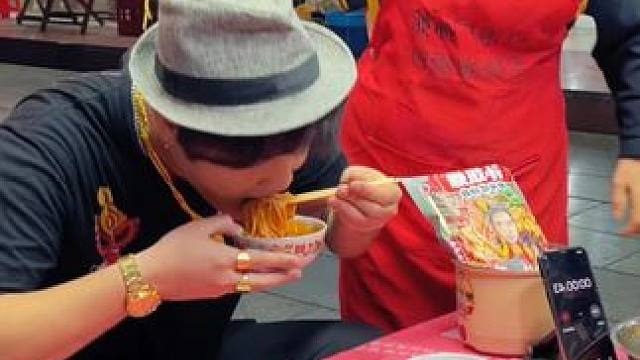 江西帅哥轻松拿走500元奖励