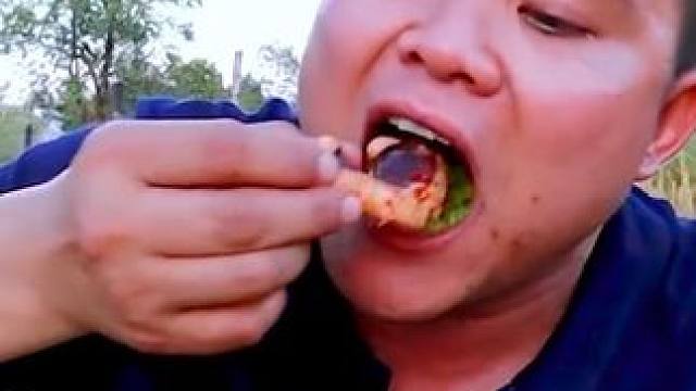 鲜辣️凉拌酱蟹块墨鱼须