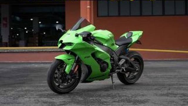 川崎zx-10rr六连冠的世界冠军车型让我亏损12万多么痛！ 又有多少人知道它的好？