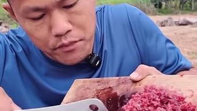 泰式凉拌鲜牛杂