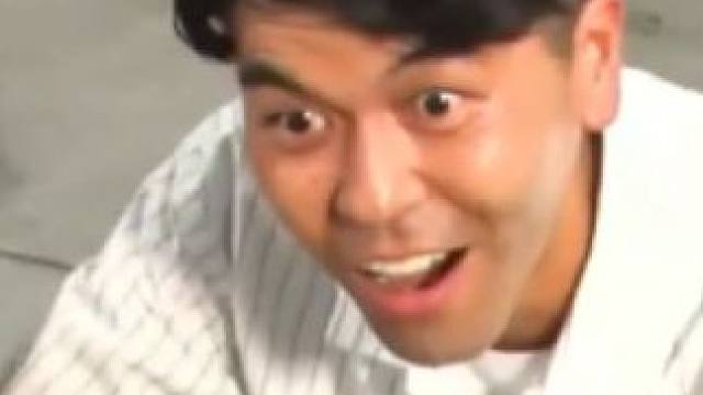 如果车子被人贴满了自己的照片。你敢开出去吗。