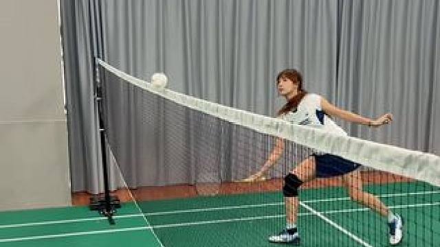 羽毛球真的很简单，会勾对角就可以了