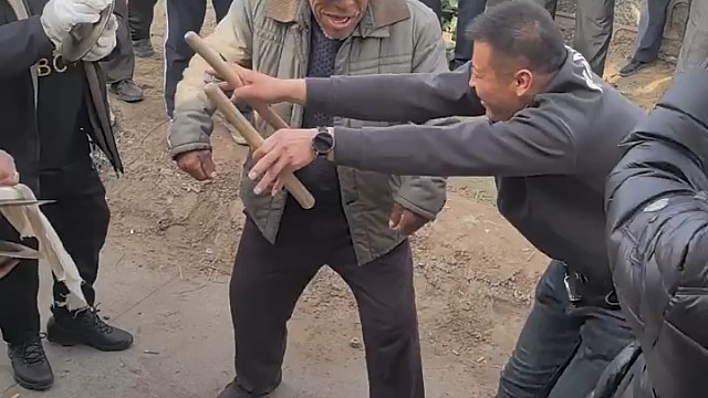 人活一世不容易，高兴就好[赞]