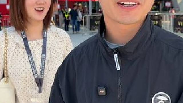 去水族展看一下我定的水鸦碳纤维鱼缸，顺便带老婆看看鱼。