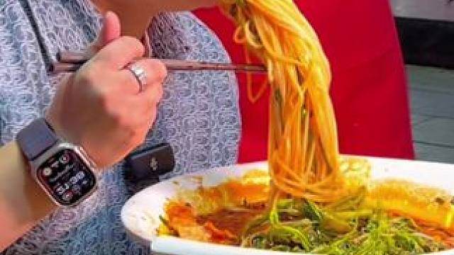 哈尔滨美女冬洁轻松拿走2000元现金奖励