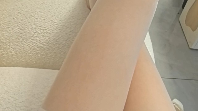 你是一个可爱的小女孩 别为了身材而减肥不吃饭.