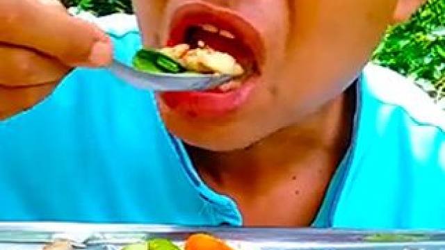 泰式酸辣️臭豆拌墨鱼须