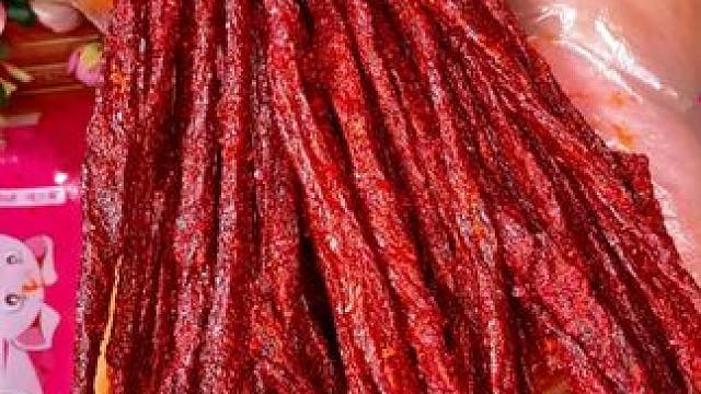 猪里脊做的干香干香的 又辣又上头！能吃辣的快冲