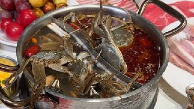 几十块吃这么高品质的自助餐厅，200多种菜品，海鲜烤肉随便炫！