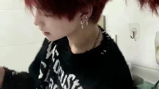 我不会再为阶段性的陪伴歇斯底里