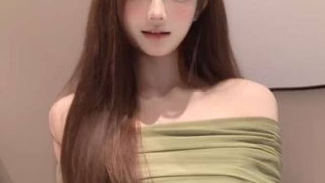 ( ᴥ )：HiiiiHellovo…