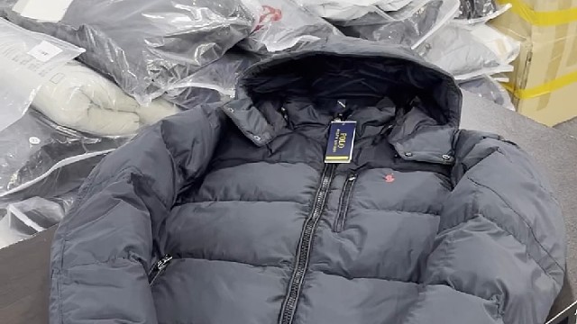 爆款羽绒服
