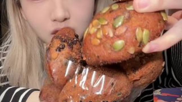 钱包不哭！！低至1R的酱多多&料多多面包糕点被我找到了！！