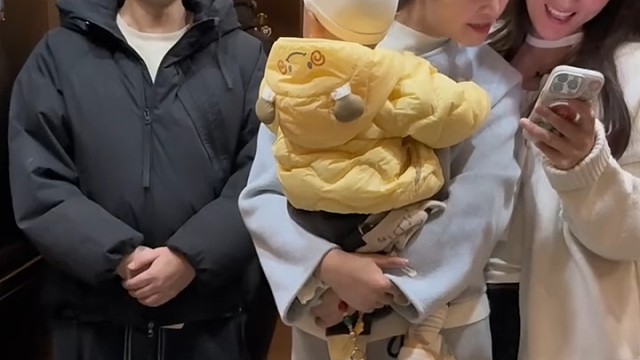 逗人孩子想人妈，看人家园子想偷瓜