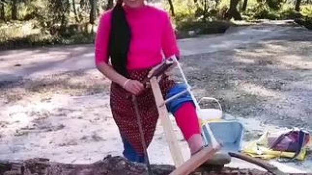 山卡卡里的农村大姐一部手机直播30天变现2000新人首播一个小工具直接拿去用轻松开播